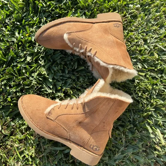 UGG🍁🍂Quincy Chestnut winter boots 6