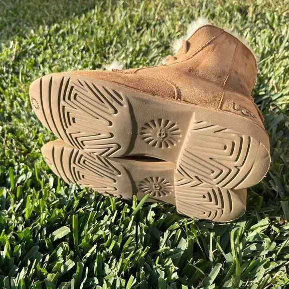 UGG🍁🍂Quincy Chestnut winter boots 6