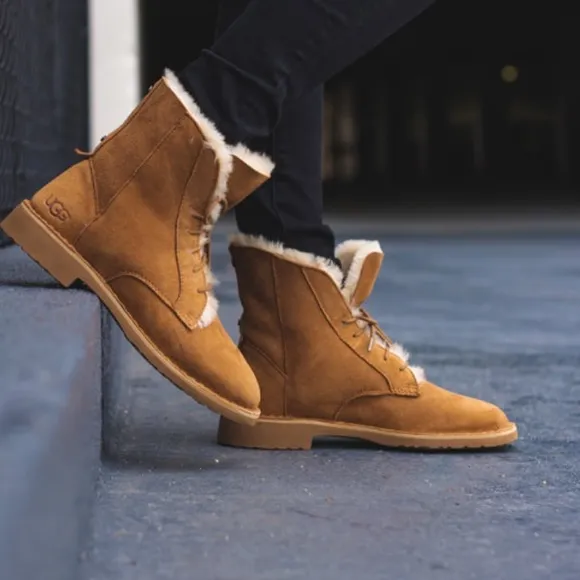 UGG🍁🍂Quincy Chestnut winter boots 6
