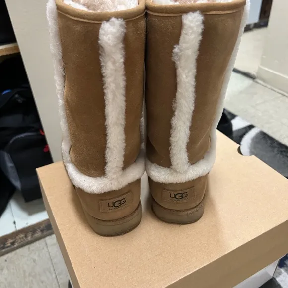 Uggs winter boots