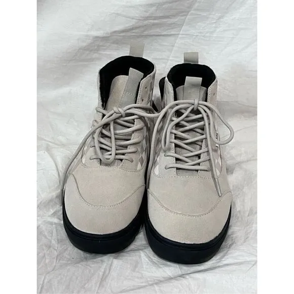 Vans Checkerboard Colfax cold weather leather boot, unisex men’s 7/ wms 8.5 NWT