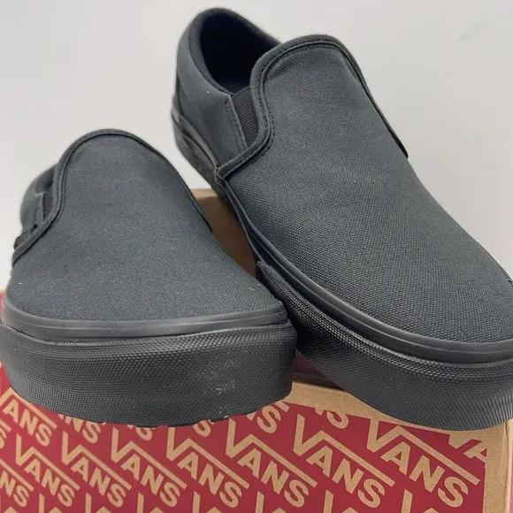 Vans Men's Black Slip-On Shoes Classic Slip-On(Made Forthmkrs)BIkblVN0A3MUDV7W