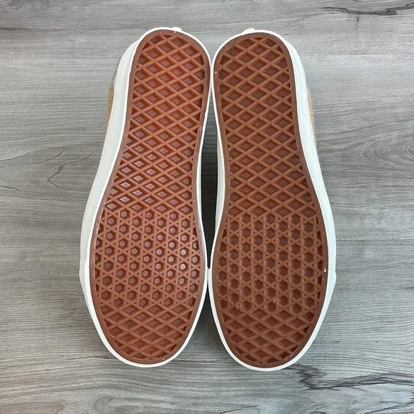 VANS - OLD SKOOL 36 LOW TOPS SHOES
