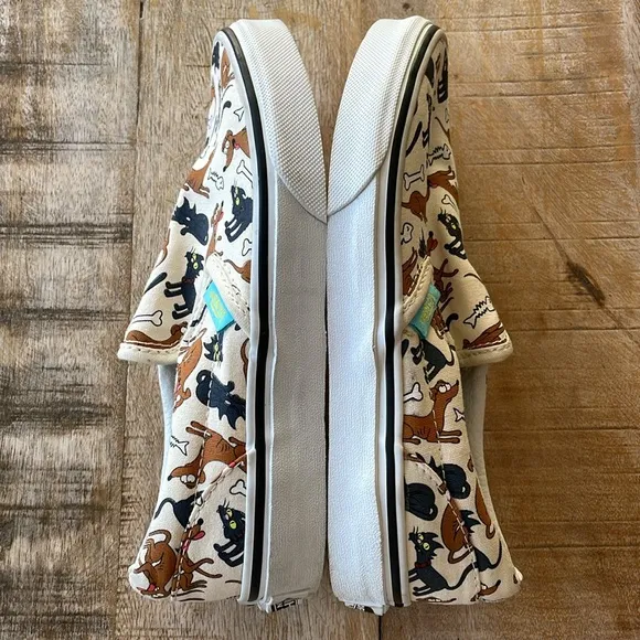 Vans The Simpsons slide on shoes Kids 2.5