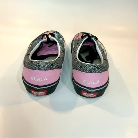 Vans tropical lace up shoes. Size 8