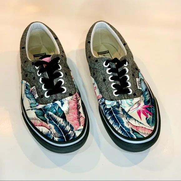 Vans tropical lace up shoes. Size 8