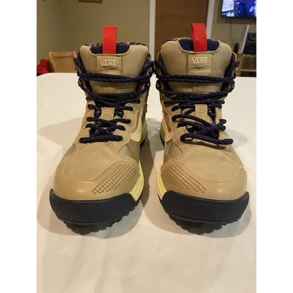 Vans Ultrarange Exo MTE-2 All Weather Boots Taos Taupe VN0A4BVSYUU Sz W-7.5 M-6