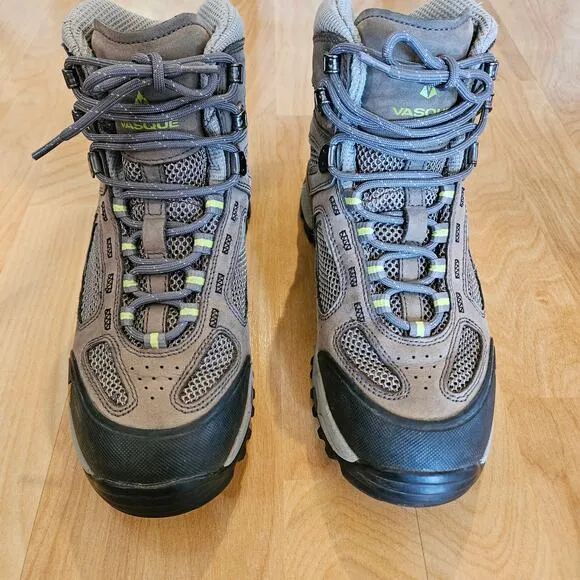Vasque Boots Womens Size 7.5W Breeze 2.0 7481 Vibram Soles Hiking Outdoor Brown