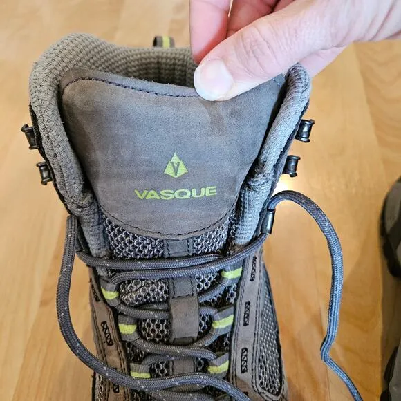 Vasque Boots Womens Size 7.5W Breeze 2.0 7481 Vibram Soles Hiking Outdoor Brown