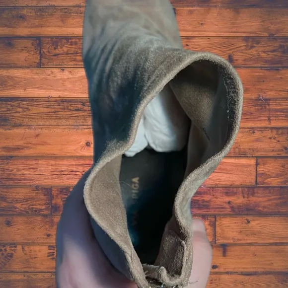 Via Spiga Camel Color Ankle Bootie | NWOB - Manufacturer Damage on Sole
