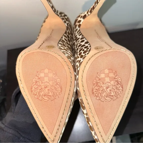 Vince Camuto - Spotted Snow Cheetah Pony Hair Heels