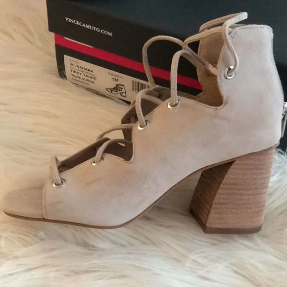 💞VINCE CAMUTO 💞tipsy taupe true suede shoes