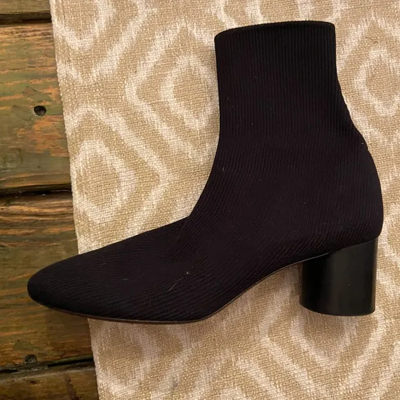 Vince Women's Tasha Round-Toe Mid-Heel Knit Booties