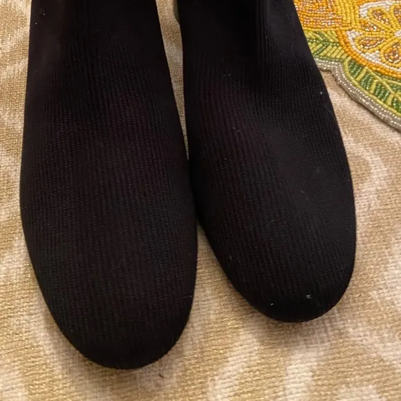Vince Women's Tasha Round-Toe Mid-Heel Knit Booties