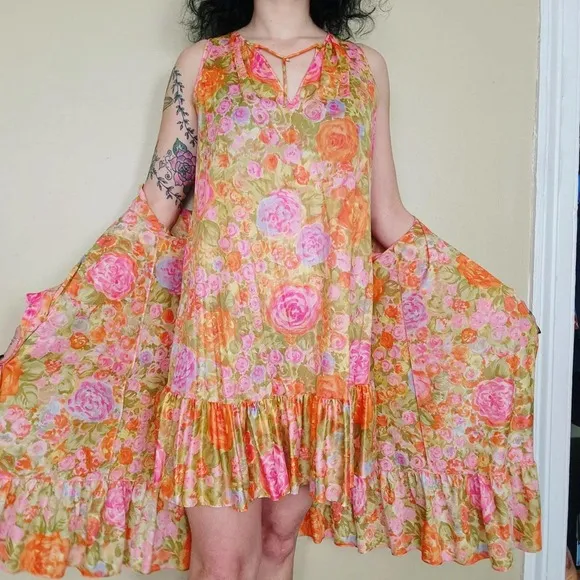 Vintage 60s Vanity Fair Nightgown &amp; Bedcoat
