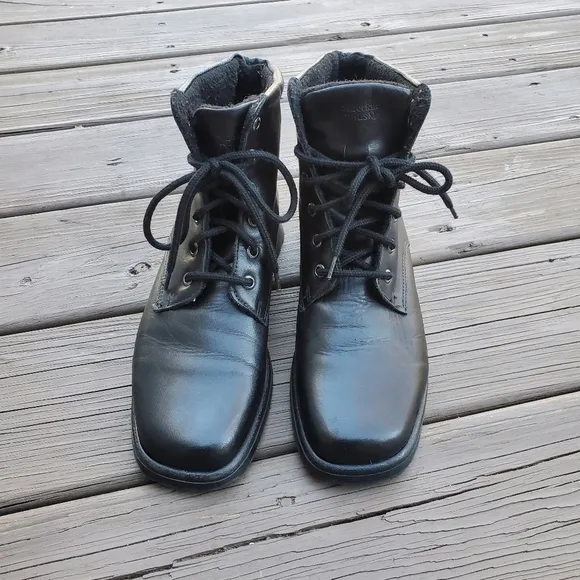 Vintage 90s y2k Siberian Husky Waterproof Black Leather Lace Up Chunky Boots 9.5