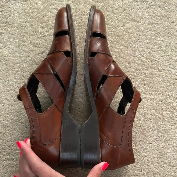 Vintage Cole Haan Women's Brown Leather Fisherman Sandal Shoe Size 9.5 AA