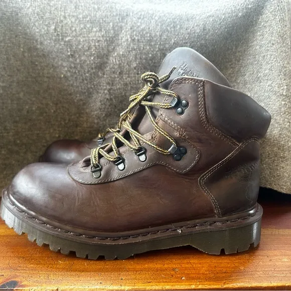 Vintage Dr. Martens Brown Leather Men's Hiking Boots Style # 8280 Size 10
