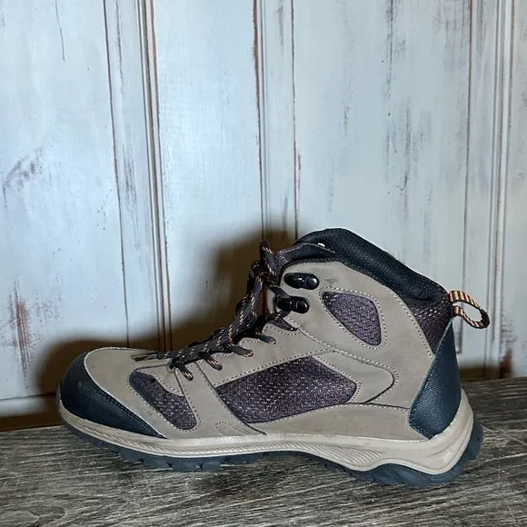 Vintage Eddie Bauer Meander Mens Hiking Boots 7.5