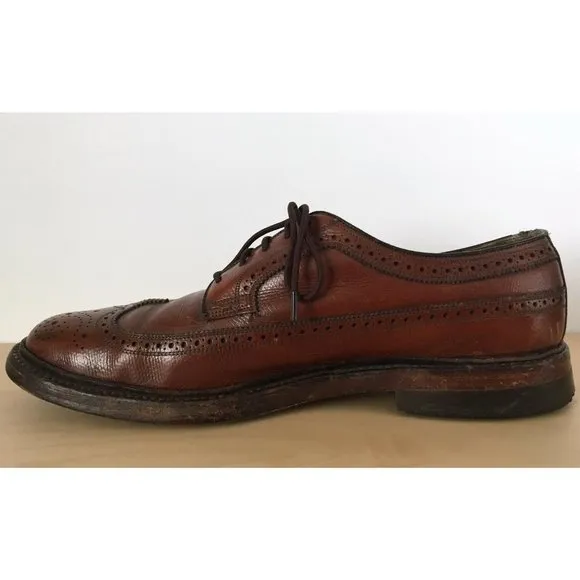 Vintage FLORSHEIM Imperial V-Cleat Brown Leather Wingtip Dress Shoes 5 Nail