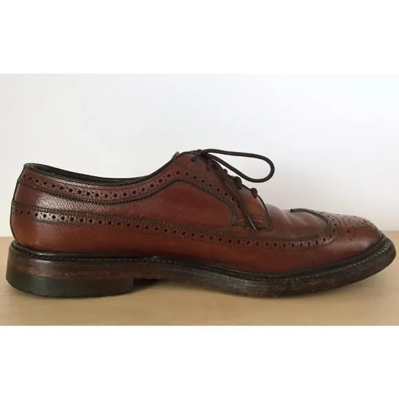Vintage FLORSHEIM Imperial V-Cleat Brown Leather Wingtip Dress Shoes 5 Nail