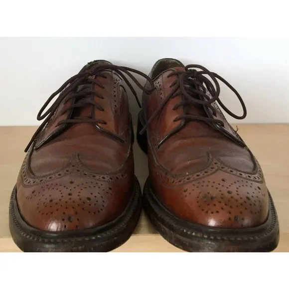 Vintage FLORSHEIM Imperial V-Cleat Brown Leather Wingtip Dress Shoes 5 Nail