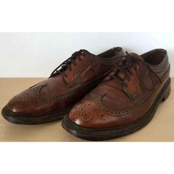 Vintage FLORSHEIM Imperial V-Cleat Brown Leather Wingtip Dress Shoes 5 Nail