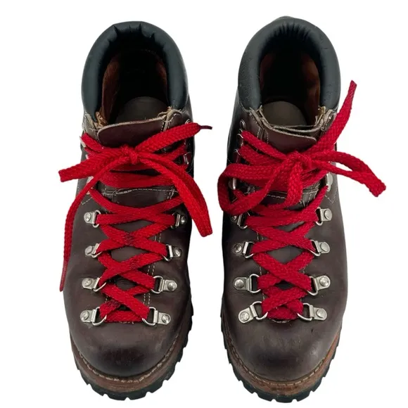 Vintage Hiking Boots JC Penney Lace Up Brown Leather Red Laces Vibram Soles 7.5