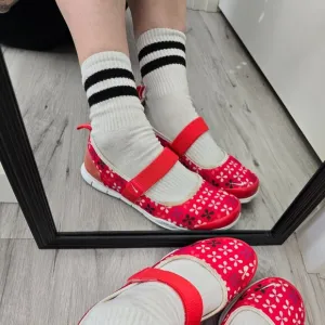 vintage Nike | Y2K red flower print sporty Mary Jane flats shoes | WMS 7.5