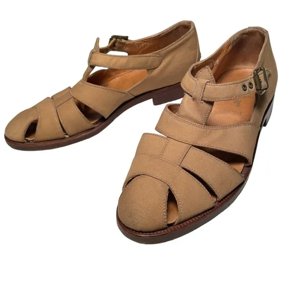 Vintage POLO RL fisherman shoes. Tan fabric, leather sole, wood heel. 7…
