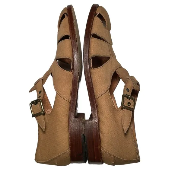 Vintage POLO RL fisherman shoes. Tan fabric, leather sole, wood heel. 7…