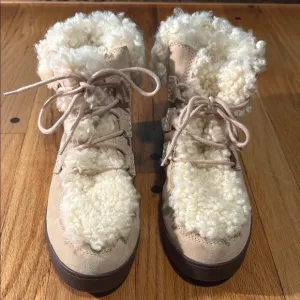 Vionic Splendid Oak Sand Fur Wool Lined Womens Booties Boots Sz 8