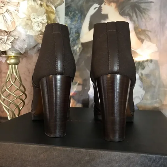 WALTER STEIGER BROWN LEATHER AND STRETCH FABRIC HEELED BOOTIES NIB (35.5)
