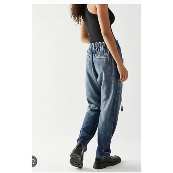 We The Free Hazel Pull On Drop Waist Harem Cargo Pocket Jeans XS