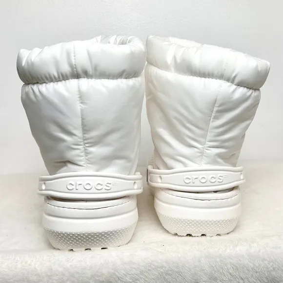 WHITE CROCS UNISEX NEO PUFF SNOW WINTER RAIN BOOTS MENS SZ 10 / WOMENS 12