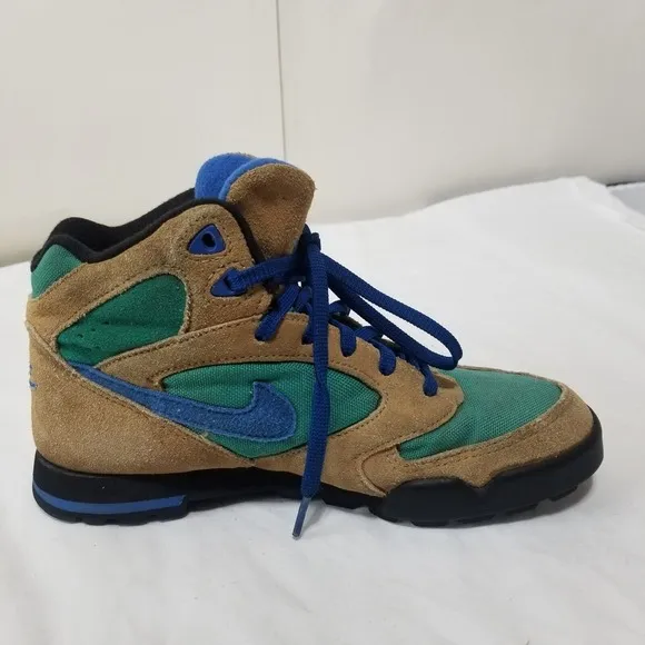 Womens 7.5 NIKE 1992 CALDERA ACG HIKING BOOT Tan Green Blue 921202 185008-341 00