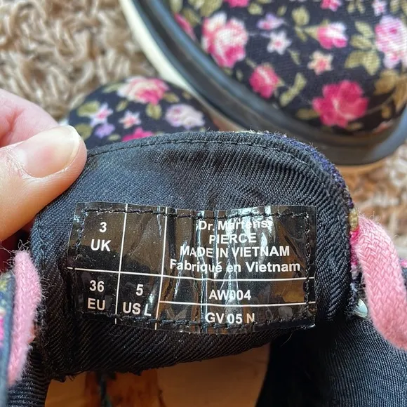 Women’s Dr. Marten’s Air Cushion Sole Shoes, Size 5 💢 Like New!💢