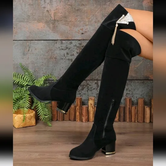 Women's Fringed Black Suede Knee-High Boots,Thick Heel,Side Zipper,Warm Slim