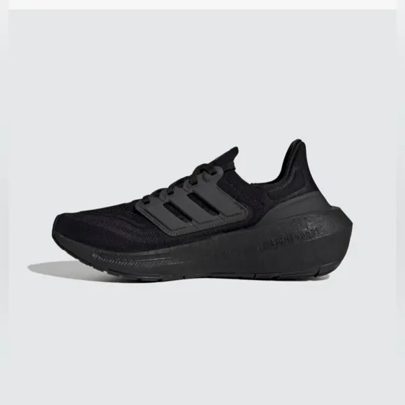Women’s Size 6.5 Or Men’s Size 5.5 Adidas Ultraboost Light Core Black Shoes