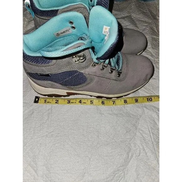 Women's size 8 Timberland Mt. Maddsen Mid Waterproof Hiking Boots -