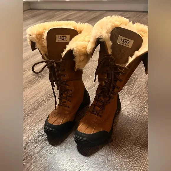 Women’s Tall Ugg Adirondack lace up cold weather snow boot!