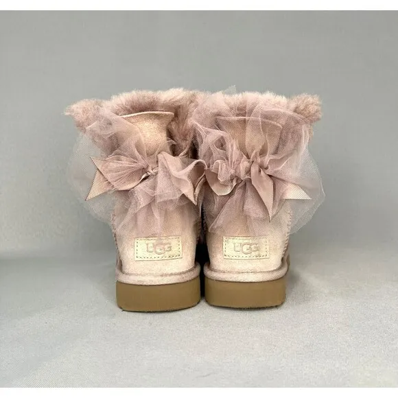 Womens Uggs Boots Bailey Bow Tulle Mini Dusk Pink Purple Sz 6 Fits 7 Suede Rare