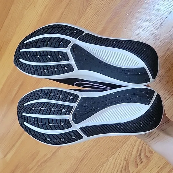 Worn once! Size 13 Nike's