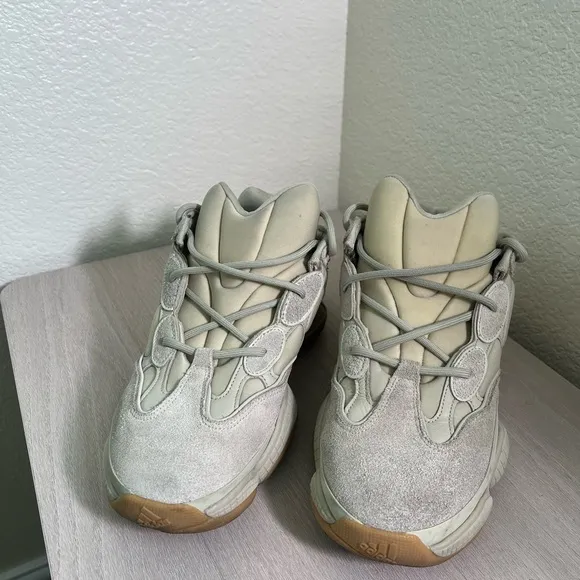 Yeezy Men's Shoes in Light Gray and Cream